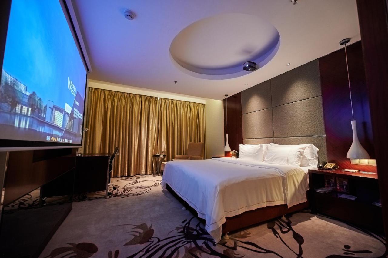 Foshan Jinlai Holiday Hotel Exterior photo
