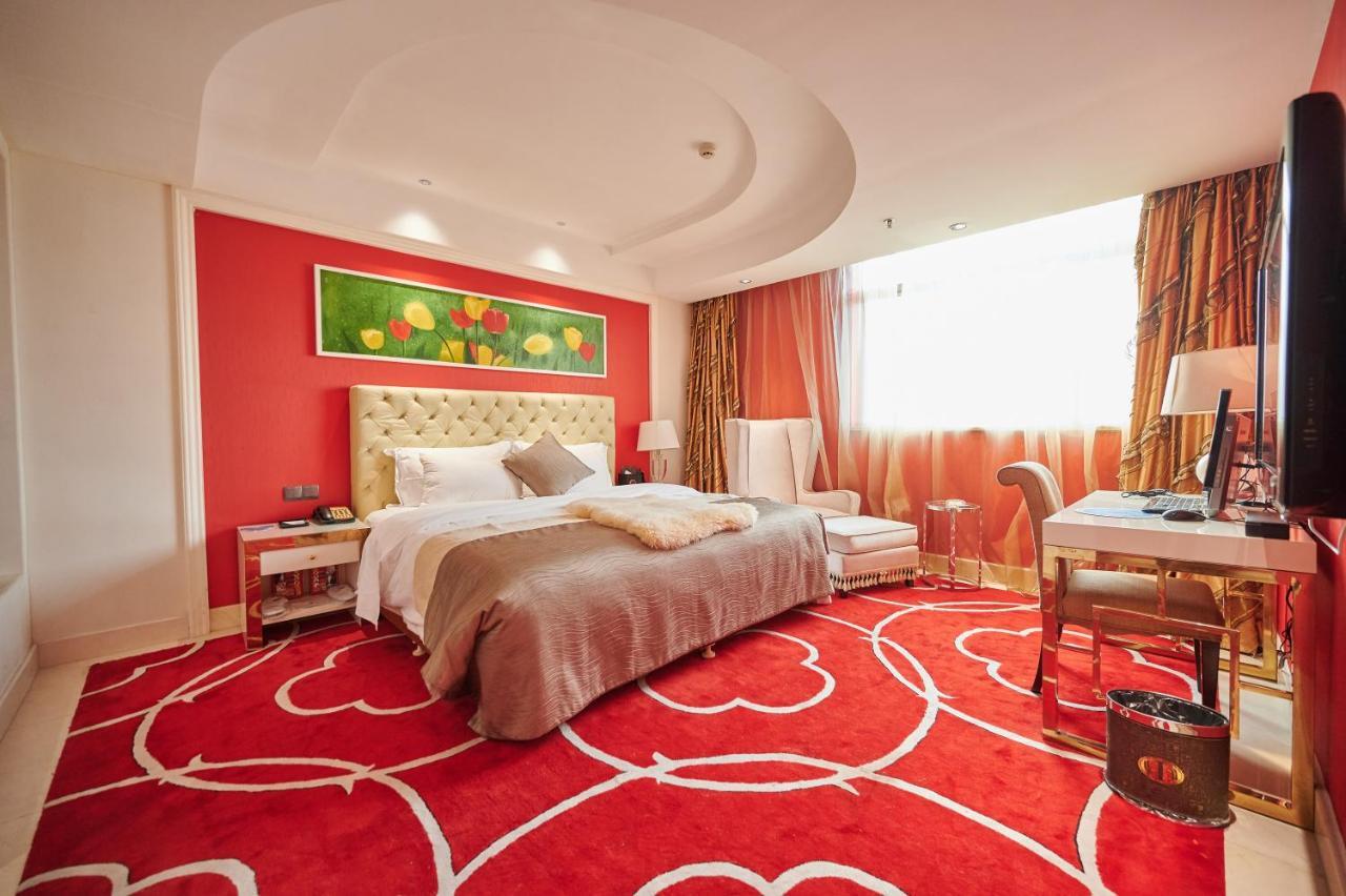 Foshan Jinlai Holiday Hotel Exterior photo